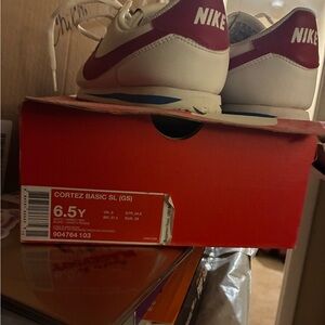 Nike Cortez Basic SL Sneakers - White and Red size 6.5Youth